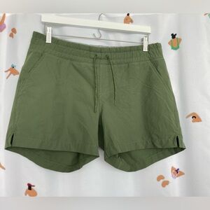MEC Green nylon women’s hiking shorts